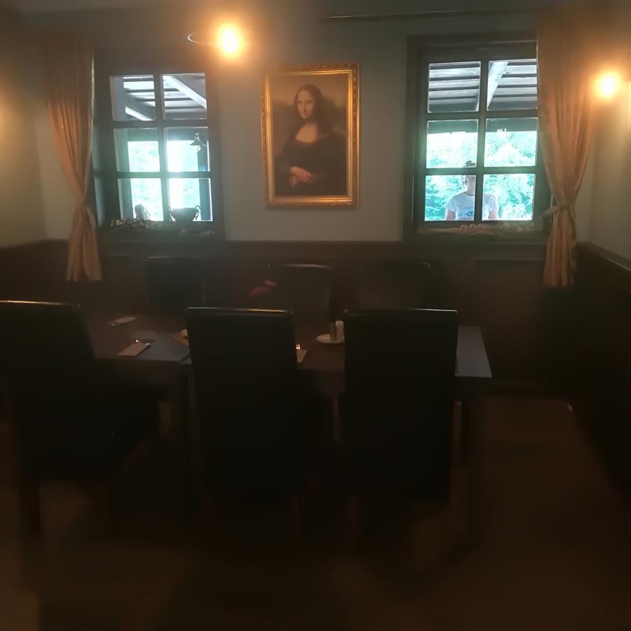 Penzion A Restauracia Hanisberg Krupina Eksteriør bilde